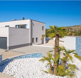 4 Bedroom Villa with Pool near Milna, Brac Island Sleeps 8 